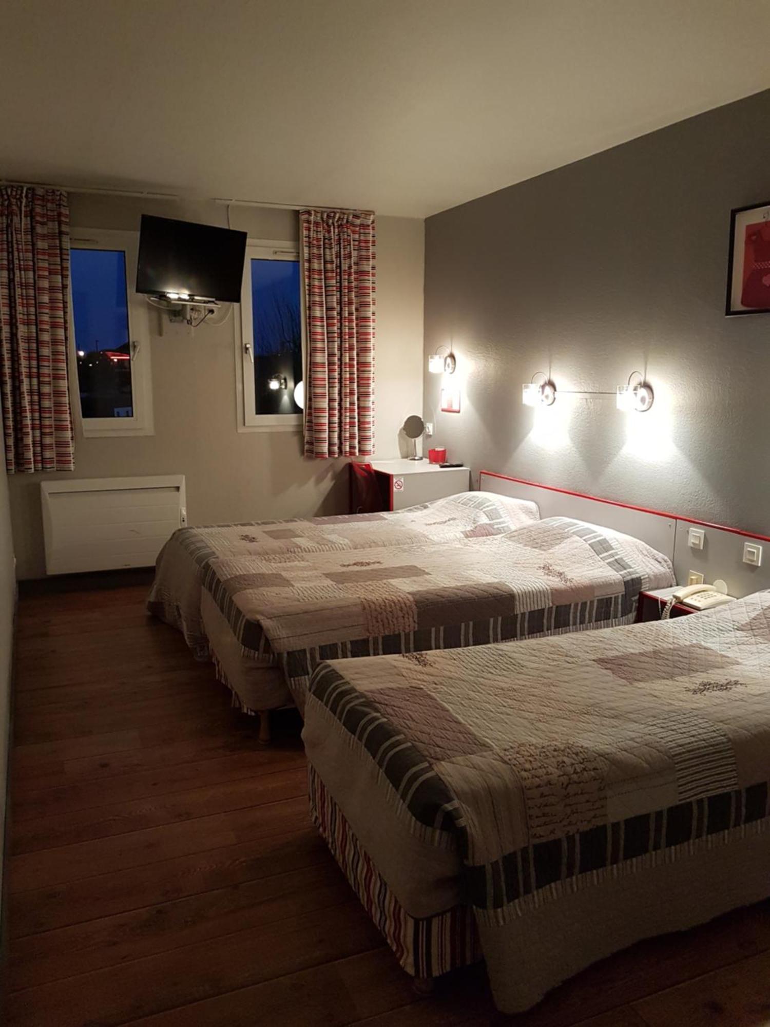La Grange De Marie Hotel Nitry Room photo