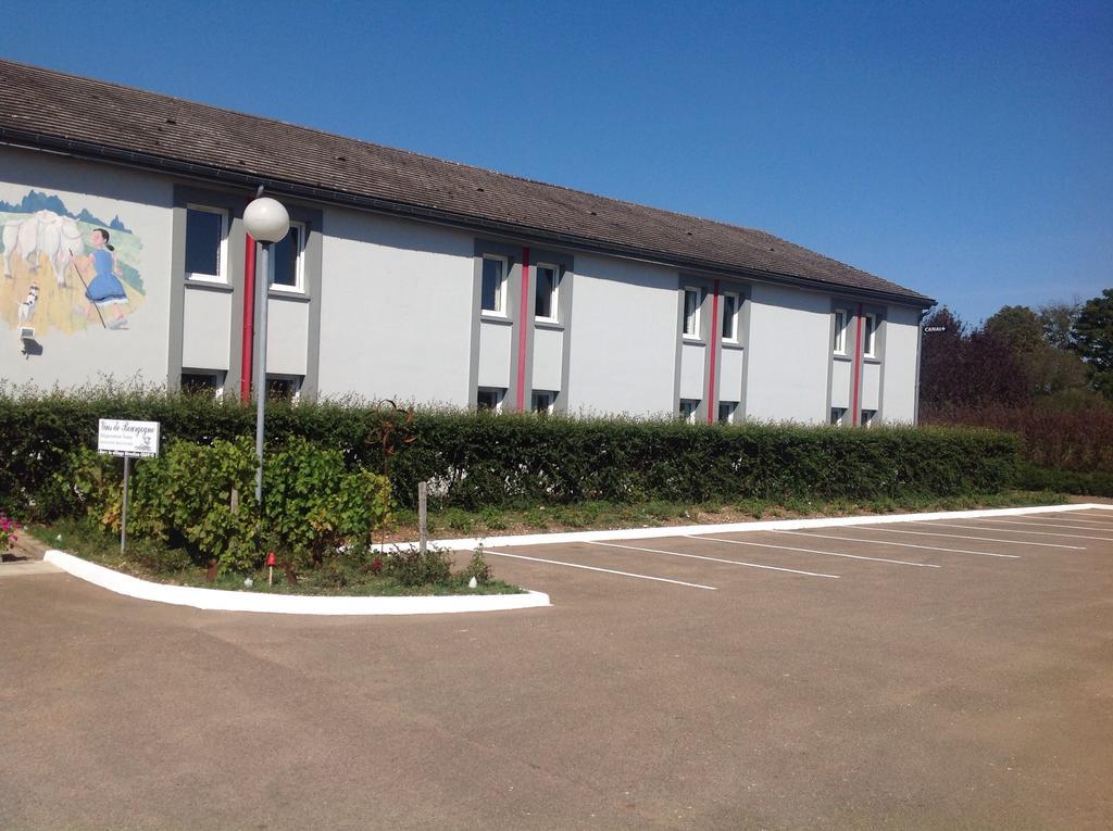 La Grange De Marie Hotel Nitry Exterior photo