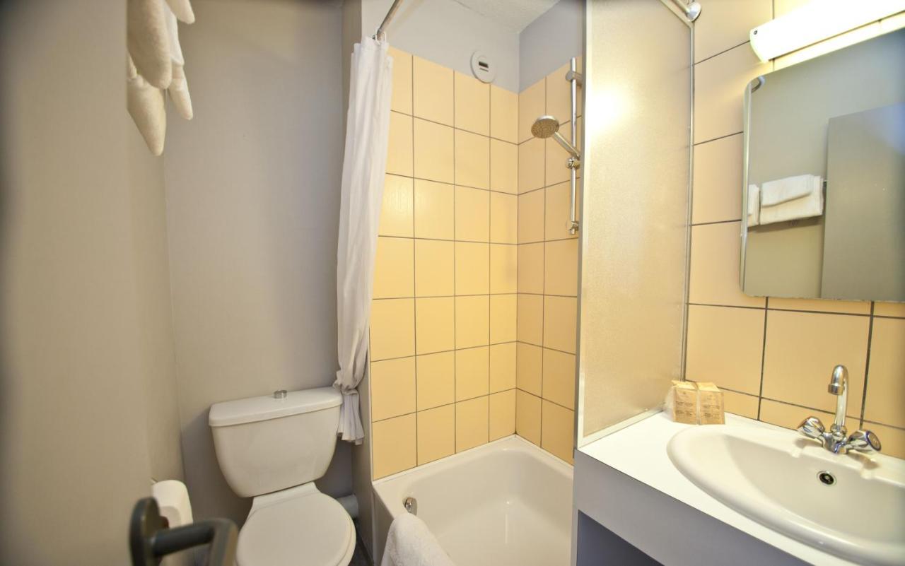 La Grange De Marie Hotel Nitry Room photo